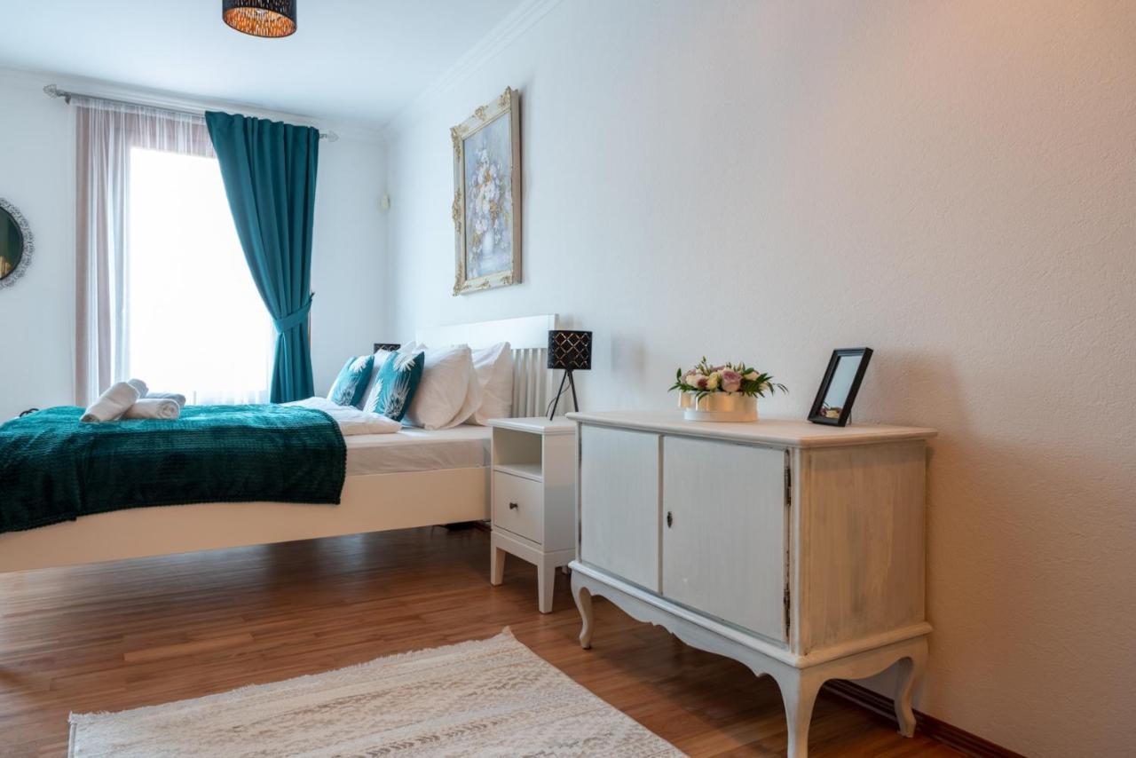Romantic Studio Secret Garden Budapest Luaran gambar