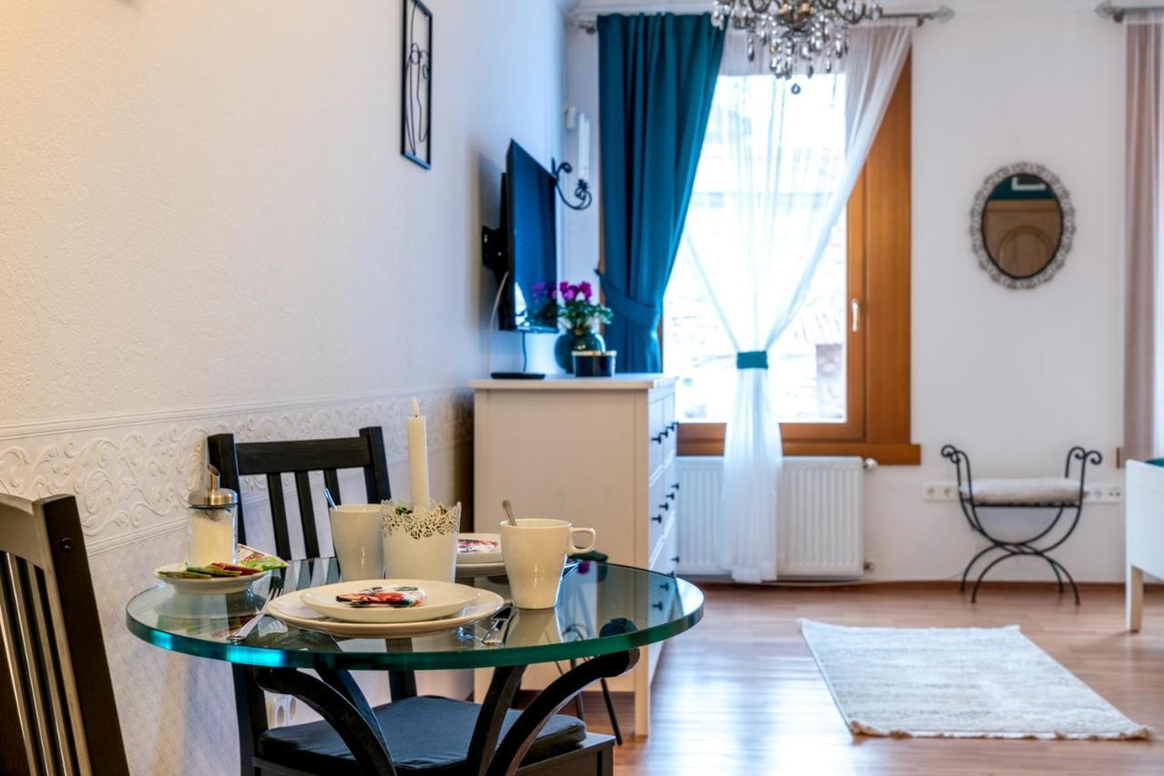 Romantic Studio Secret Garden Budapest Luaran gambar